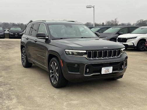 2022 Jeep Grand Cherokee Overland