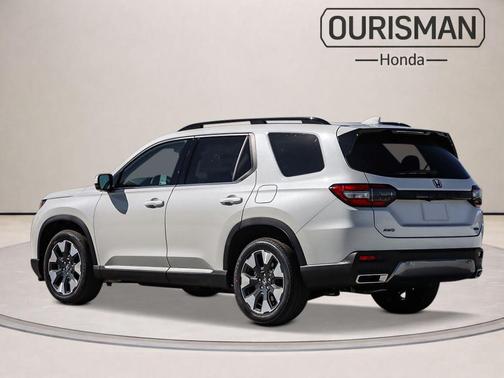 Platinum White Pearl 2026 Honda Pilot Touring