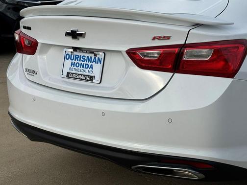 Summit White 2024 Chevrolet Malibu RS
