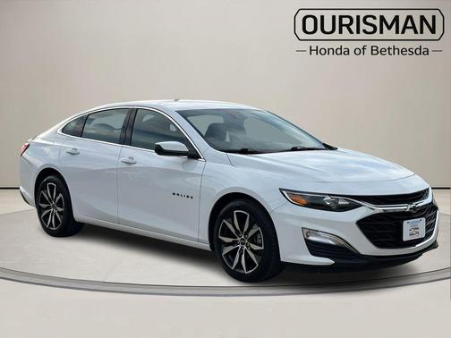 Summit White 2024 Chevrolet Malibu RS