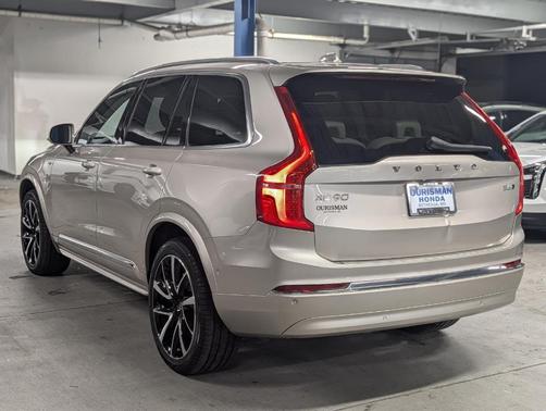 2023 Volvo XC90 B6 Plus 7-Seater