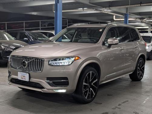 2023 Volvo XC90 B6 Plus 7-Seater