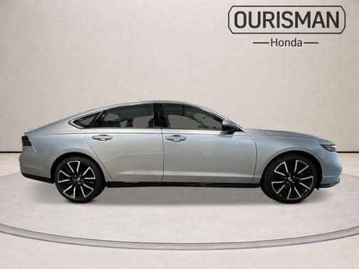Solar 2026 Honda Accord Hybrid Touring