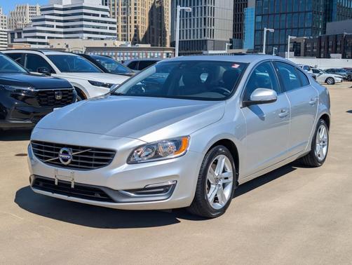 Bright Silver Metallic 2015 Volvo S60 T5 Premier