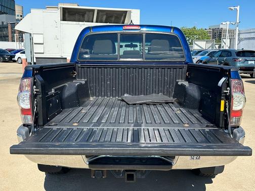 Blue Ribbon Metallic 2014 Toyota Tacoma Base