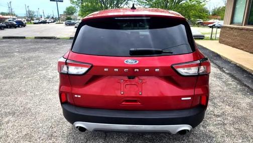 2020 Ford Escape SE