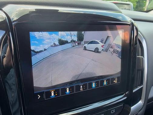 Mosaic Black Metallic 2021 Chevrolet Traverse Premier