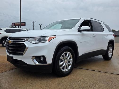 2021 Chevrolet Traverse LT Cloth