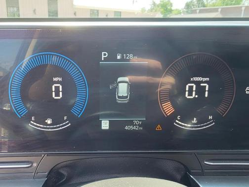 Gray 2025 Hyundai KONA SEL