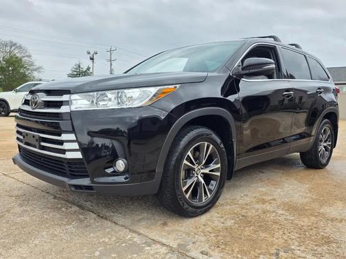 2019 Toyota Highlander LE Plus