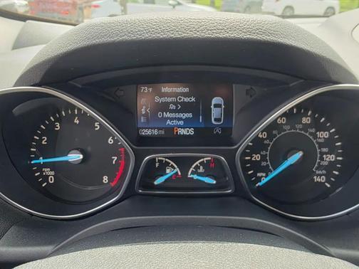 Sand 2017 Ford Escape SE
