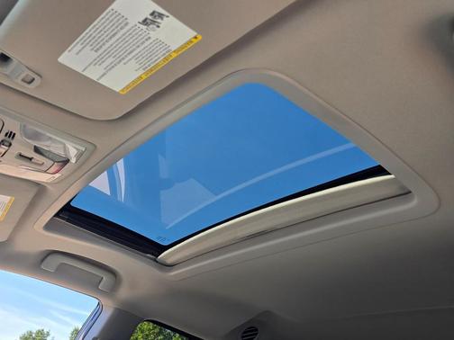2018 Toyota Sienna XLE