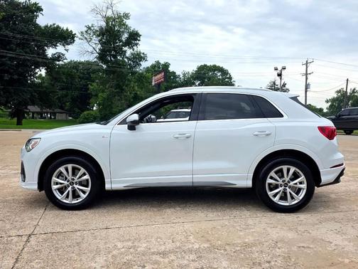 2024 Audi Q3 Premium 45 TFSI S line quattro Tiptronic