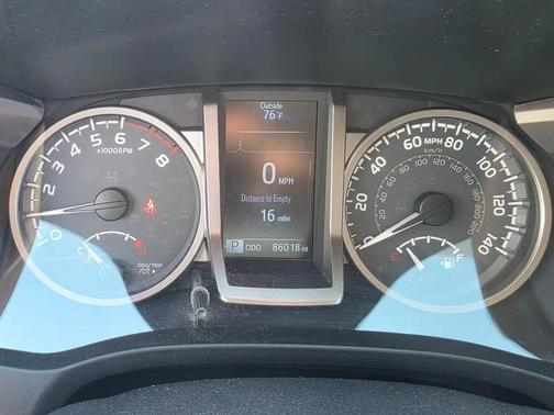 Silver Sky Metallic 2019 Toyota Tacoma SR5