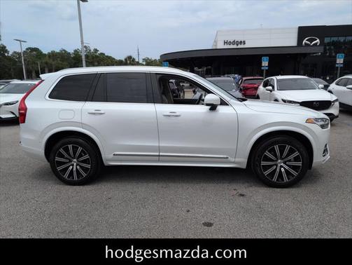 2024 Volvo XC90 B6 Plus Bright Theme 6-Seater