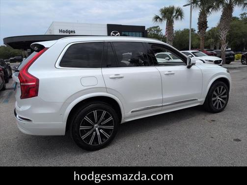 2024 Volvo XC90 B6 Plus Bright Theme 6-Seater