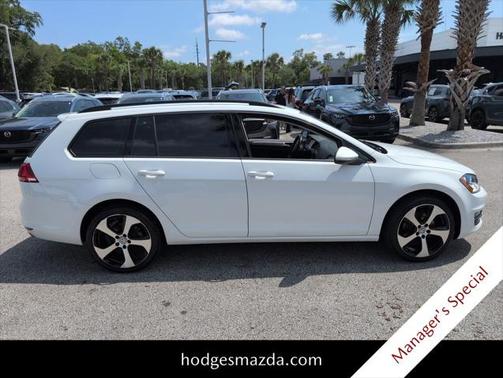 2015 Volkswagen Golf SportWagen TSI S 4-Door