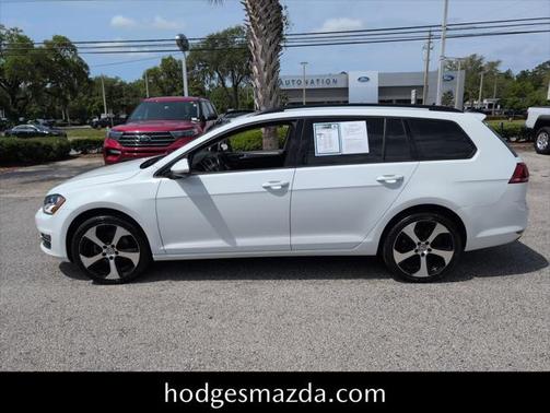 2015 Volkswagen Golf SportWagen TSI S 4-Door