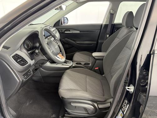 Cherry Black 2023 Kia Seltos LX
