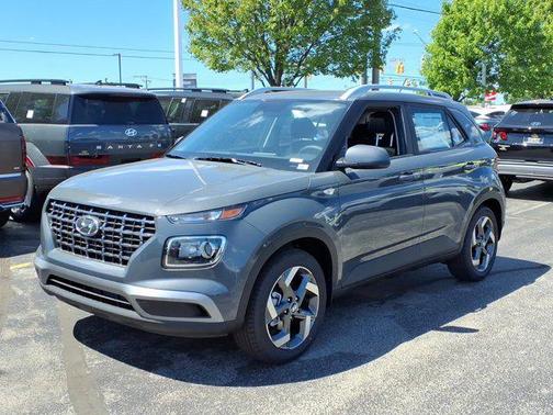 Ecotronic Gray 2026 Hyundai VENUE SEL