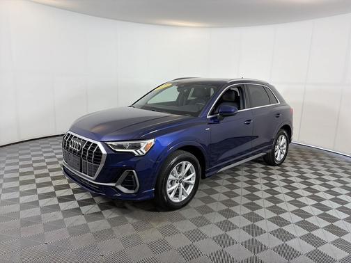 Navarra Blue Metallic 2025 Audi Q3 Premium 45 TFSI S line quattro Tiptronic