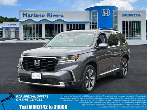 Modern Steel Metallic 2023 Honda Pilot AWD Elite