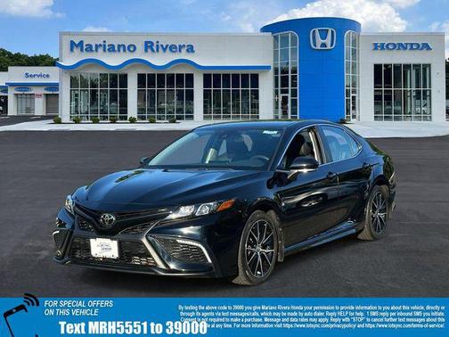 Midnight Black Metallic 2023 Toyota Camry SE
