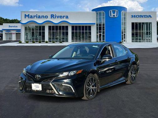 Midnight Black Metallic 2023 Toyota Camry SE