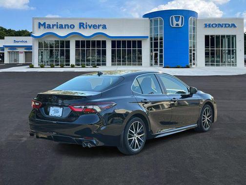 Midnight Black Metallic 2023 Toyota Camry SE