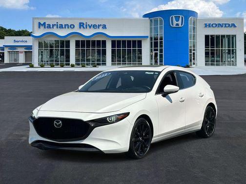 Snowflake White Pearl Mica 2022 Mazda Mazda3 AWD w/Premium Package