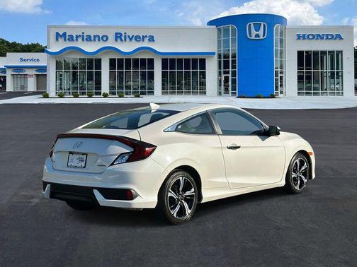 White 2016 Honda Civic Touring