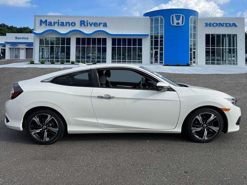 White 2016 Honda Civic Touring