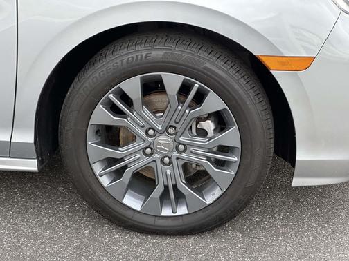 2025 Honda Odyssey Touring