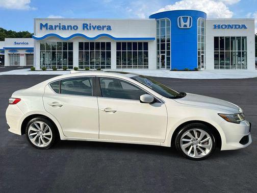 Bellanova White Pearl 2017 Acura ILX 2.4L