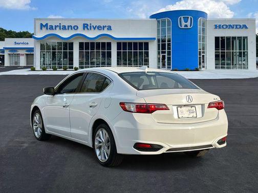 Bellanova White Pearl 2017 Acura ILX 2.4L