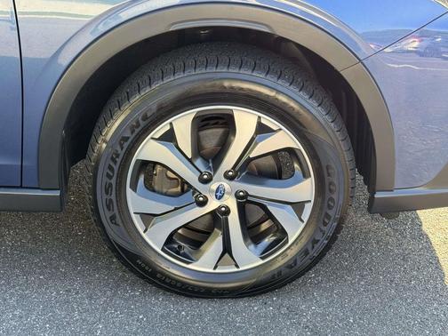 2020 Subaru Outback Touring XT