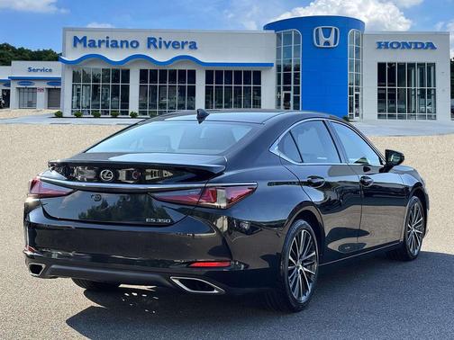 2023 Lexus ES 350 Base