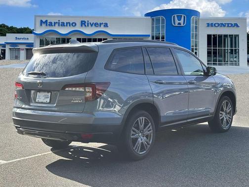 2022 Honda Pilot AWD Sport