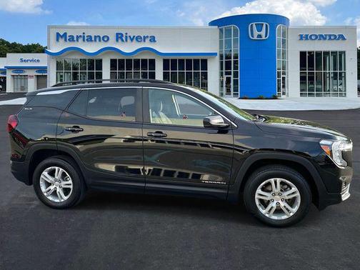 Ebony Twilight Metallic 2023 GMC Terrain SLE