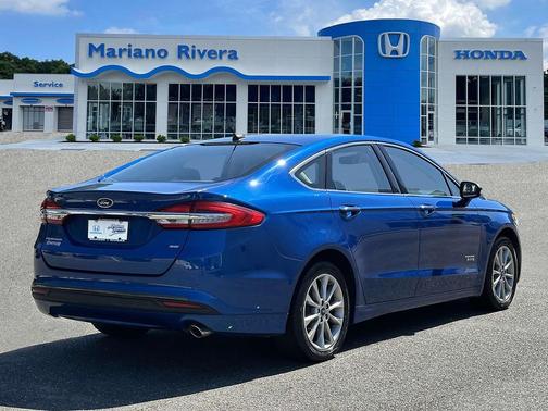 2018 Ford Fusion Energi SE Luxury