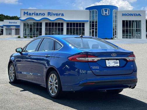 2018 Ford Fusion Energi SE Luxury