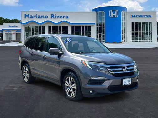Modern Steel Metallic 2018 Honda Pilot EX-L