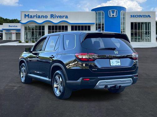 2023 Honda Pilot AWD EX-L 7 Passenger