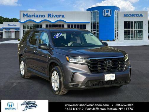 Modern Ste 2023 Honda Pilot AWD LX