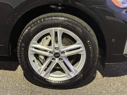 2024 Audi Q5 55 S line Prestige