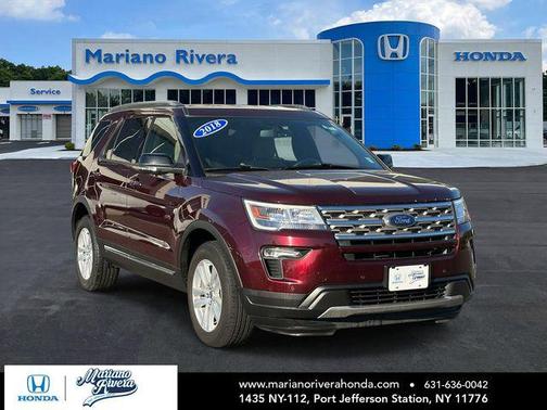 Burgundy Velvet Metallic Tinted Clearcoat 2018 Ford Explorer XLT