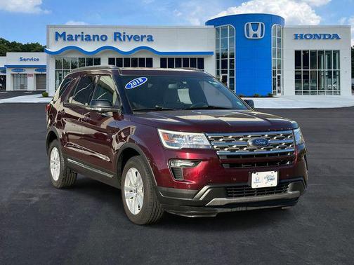 Burgundy Velvet Metallic Tinted Clearcoat 2018 Ford Explorer XLT