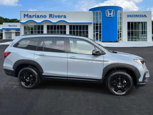 2022 Honda Pilot AWD TrailSport