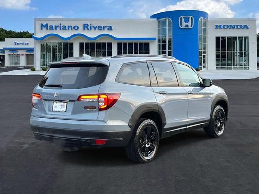 2022 Honda Pilot AWD TrailSport