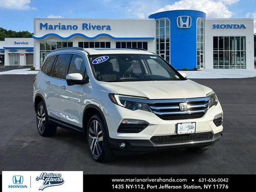 White Diamond Pearl 2018 Honda Pilot Touring